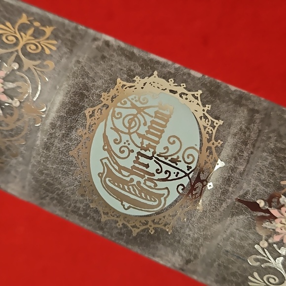 Punch Studio faux keepsake book decor Christmas Holiday themed Santa HTF - Picture 9 of 9